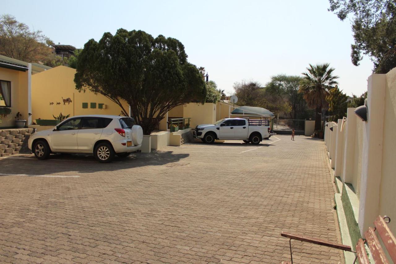 Onganga Hotel Pension Windhoek Luaran gambar